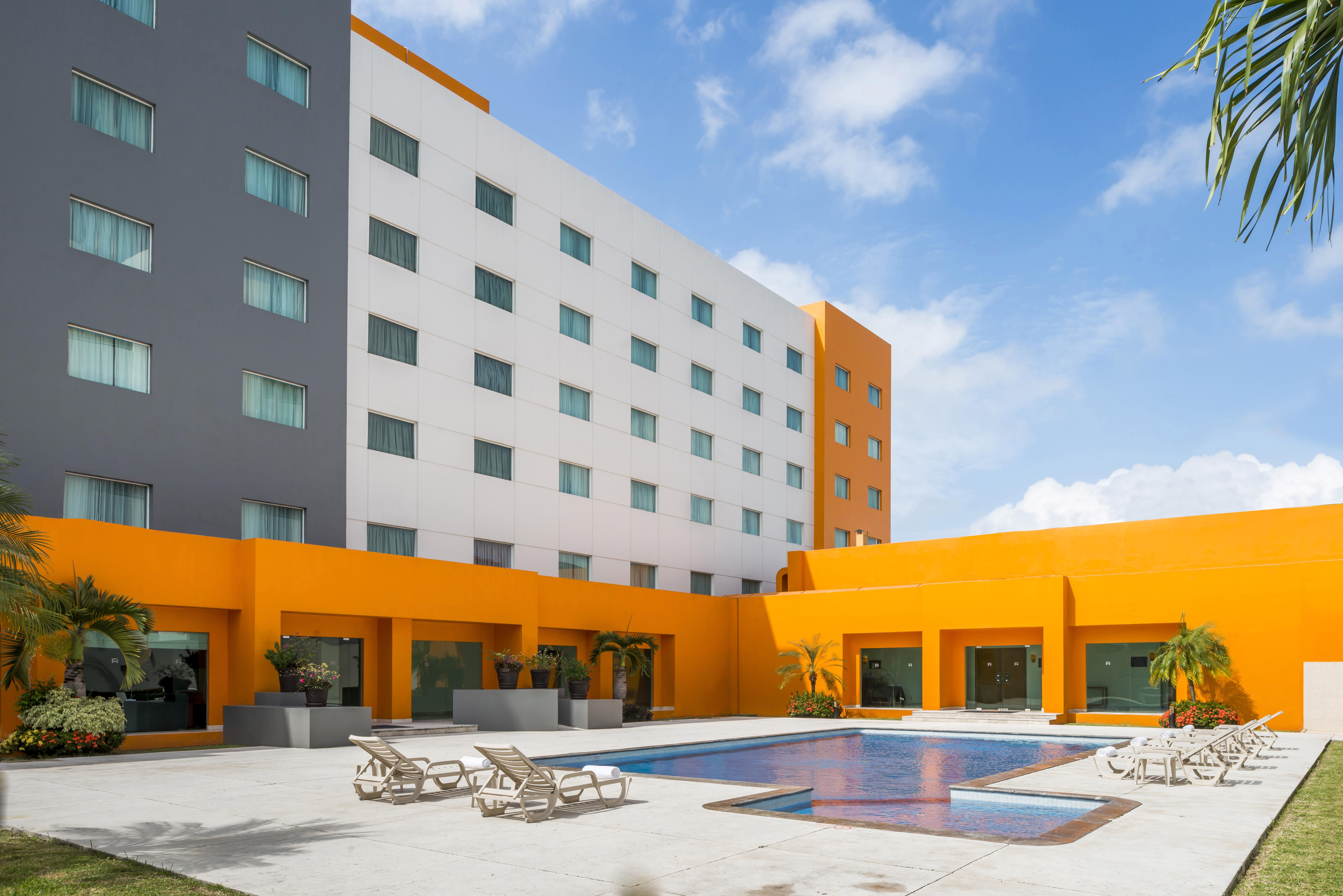 Courtyard By Marriott Villahermosa Tabasco Экстерьер фото