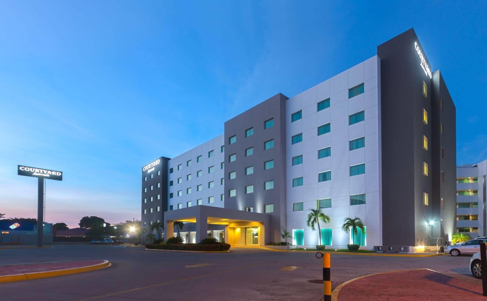 Courtyard By Marriott Villahermosa Tabasco Экстерьер фото